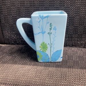 burton + BURTON Serenity Garden Blue Square Cup